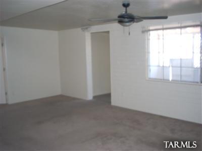 4410 E Sylvane St, Tucson, AZ 85711 photo 4