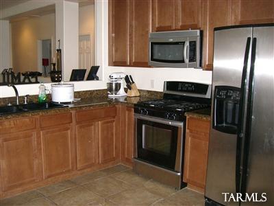 3744 E Bright View St, Tucson, AZ 85706 photo 2