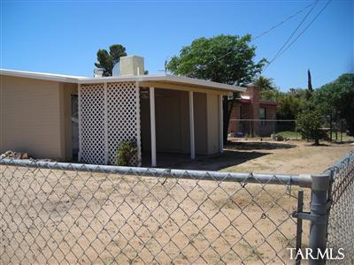 3545 E Sylvane St, Tucson, AZ 85713 photo 8