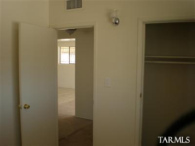 71 E Oregon St, Tucson, AZ 85706 photo 11