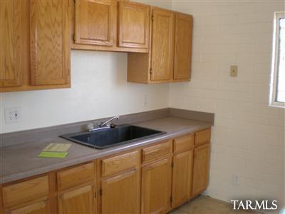 71 E Oregon St, Tucson, AZ 85706 photo 4