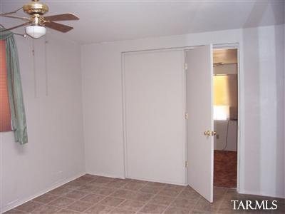 7232 E Montecito Dr, Tucson, AZ 85710 photo 8