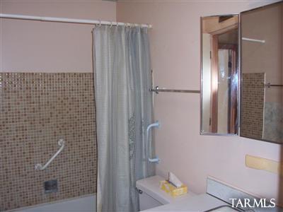 7232 E Montecito Dr, Tucson, AZ 85710 photo 7
