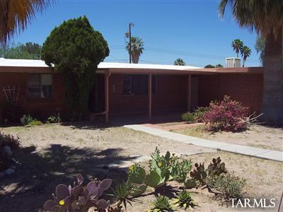 7232 E Montecito Dr, Tucson, AZ 85710 photo 1
