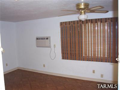 7232 E Montecito Dr, Tucson, AZ 85710 photo 4