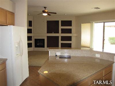 13845 E Red Hawk Sky, Vail, AZ 85641 photo 2