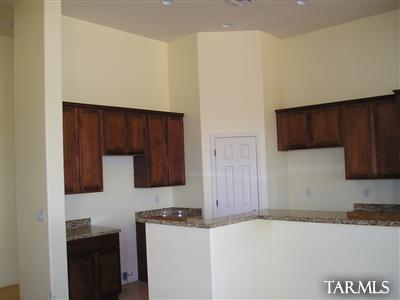 3543 E Slippery Rock Dr, Vail, AZ 85641 photo 4