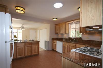 3232 E Lee St, Tucson, AZ 85716 photo 2