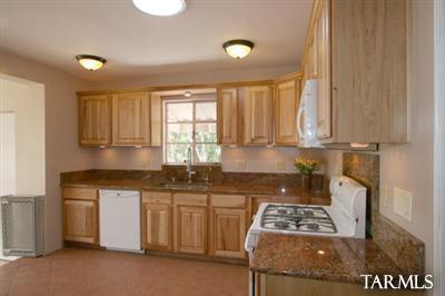 3232 E Lee St, Tucson, AZ 85716 photo 9