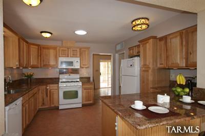 3232 E Lee St, Tucson, AZ 85716 photo 8