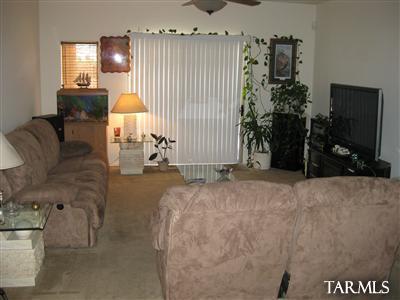7653 Fair Meadows Lp E, Tucson, AZ 85756 photo 2