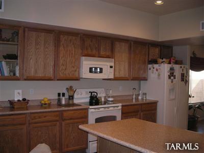 10568 E Heartleaf Willow Rd, Tucson, AZ 85747 photo 14
