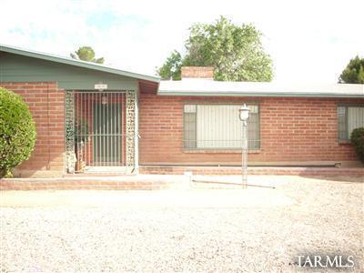 5636 E 7th St, Tucson, AZ 85711 photo 2