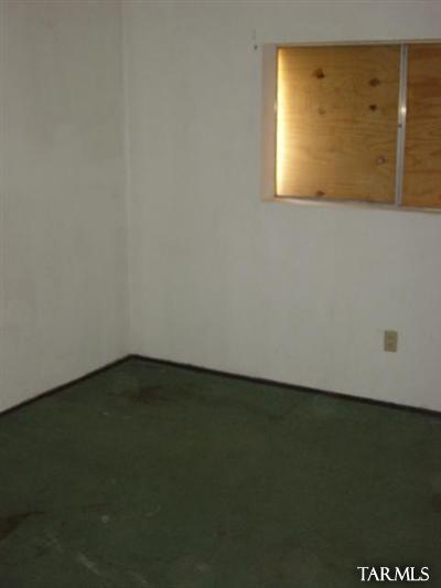 738 E 33rd St, Tucson, AZ 85713 photo 7