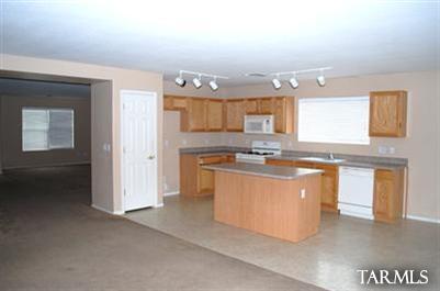 10919 S Camino San Clemente, Vail, AZ 85641 photo 4