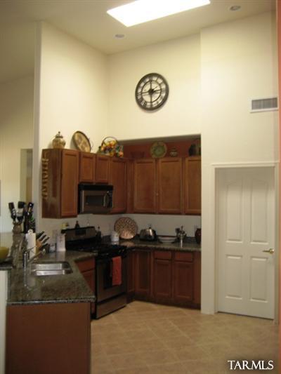 14233 E Wild Jesse Way, Vail, AZ 85641 photo 9