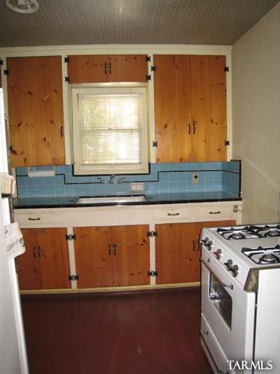 1510 E Spring St, Tucson, AZ 85719 photo 6