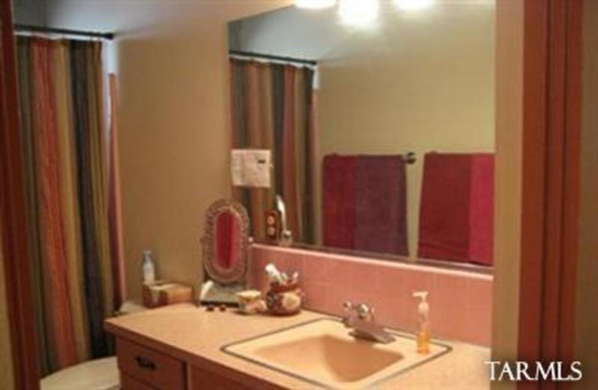 5671 E Copper St, Tucson, AZ 85712 photo 21