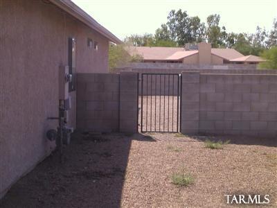 5738 S Wood Crest Dr, Tucson, AZ 85746 photo 4