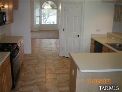 10277 E Buffaloberry Loop, Tucson, AZ 85748 photo 6