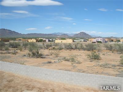 8124 W Booted Eagle Ct, Tucson, AZ 85757 photo 10