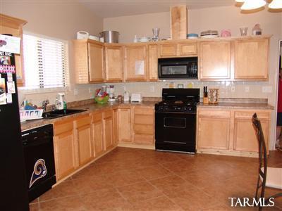 4690 E Rex St, Tucson, AZ 85706 photo 3