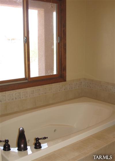 220 N Westview Dr, Vail, AZ 85641 photo 12