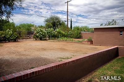 1040 Edison St, Tucson, AZ 85719 photo 16