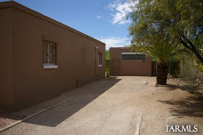 1040 Edison St, Tucson, AZ 85719 photo 24