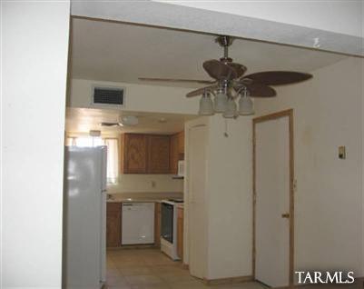 1013 E Mescal Dr, Pearce, AZ 85625 photo 2