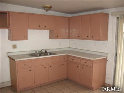 3679 Ellington Pl, Tucson, AZ 85713 photo 2