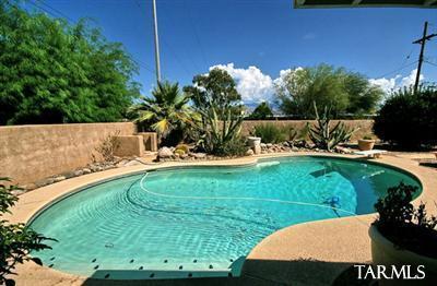 7901 E 18th Pl, Tucson, AZ 85710 photo 1