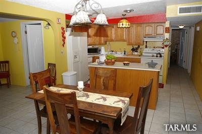 7901 E 18th Pl, Tucson, AZ 85710 photo 7