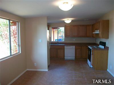 7241 E 29th St, Tucson, AZ 85710 photo 3
