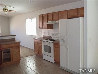 74 W James Wade Pl, Vail, AZ 85641 photo 2