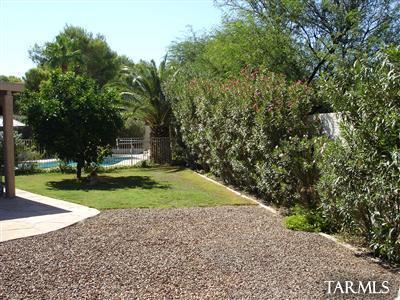 8021 Edison St, Tucson, AZ 85715 photo 2