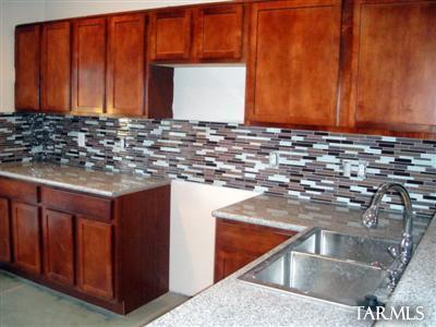 722 E Mabel St, Tucson, AZ 85719 photo 2
