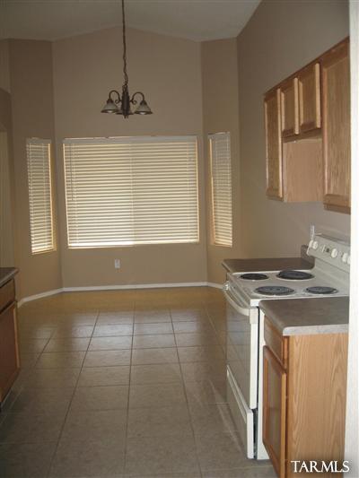  7640 W August Moon Pl, Tucson, AZ 85743 photo 13