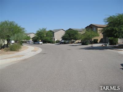 6241 E Stonechat Dr, Tucson, AZ 85756 photo 2