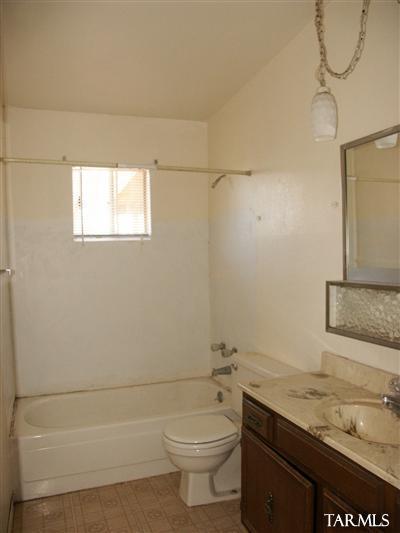 712 E Comstock St, Benson, AZ 85602 photo 9