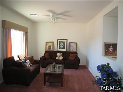 5548 W Red Racer Dr, Tucson, AZ 85742 photo 2