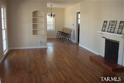 1214 E Hampton St, Tucson, AZ 85719 photo 2