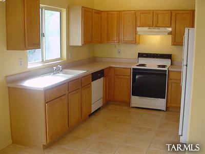8837 E Fruit Tree Dr, Tucson, AZ 85730 photo 4