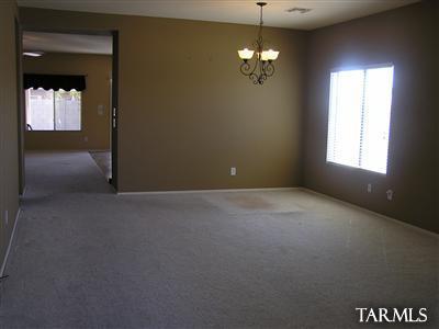 9380 E Grapevine Spring Pl, Tucson, AZ 85710 photo 2