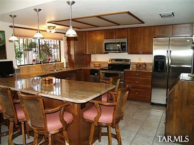 8915 E Saddleback Dr, Tucson, AZ 85749 photo 3