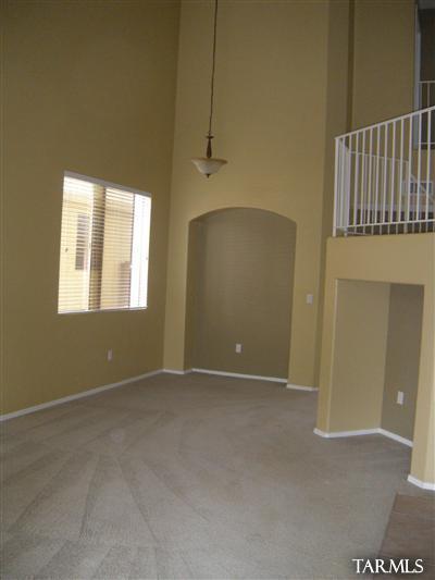 8685 E Chimney Spring Dr, Tucson, AZ 85747 photo 2