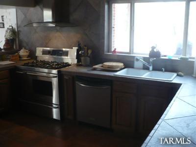 4210 E 4th Pl, Tucson, AZ 85711 photo 5