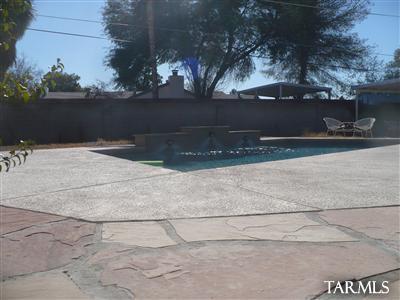 4210 E 4th Pl, Tucson, AZ 85711 photo 2