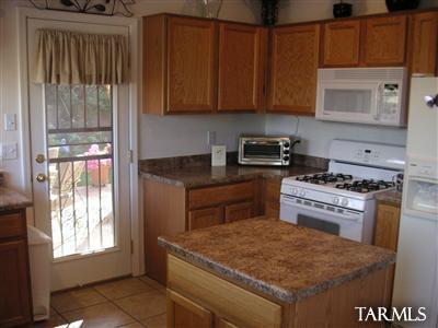9692 E Belasco Loop, Tucson, AZ 85748 photo 3