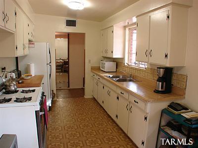 6121 E 16th St, Tucson, AZ 85711 photo 10